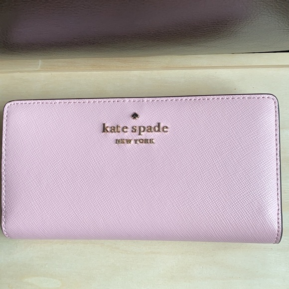 ✨HOST PICK✨Kate Spade Wallet - Picture 3 of 7